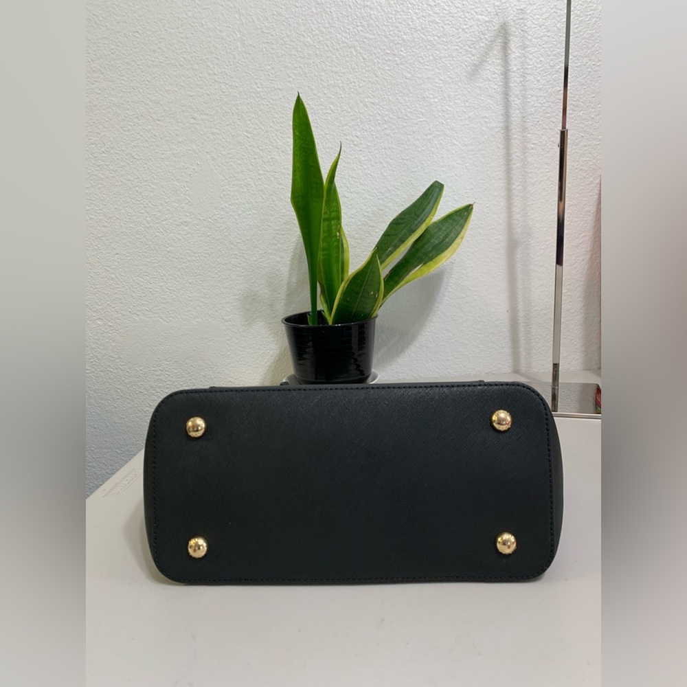 💕👜Michael Kors Tote Bag - Picture 9 of 9